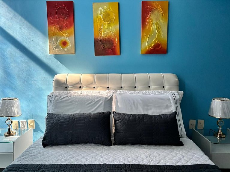 1Qt. a 2 min da praia de Copa com portaria 24h