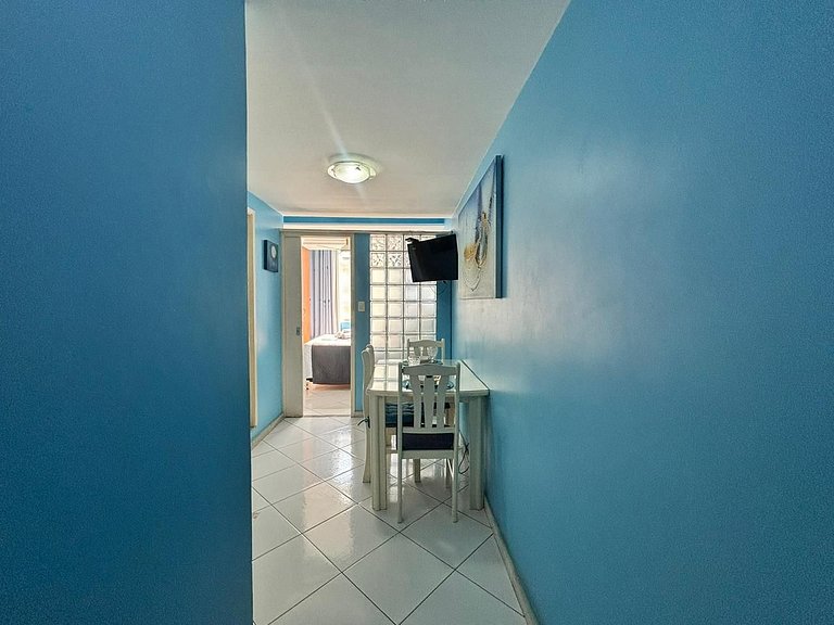 1Qt. a 2 min da praia de Copa com portaria 24h