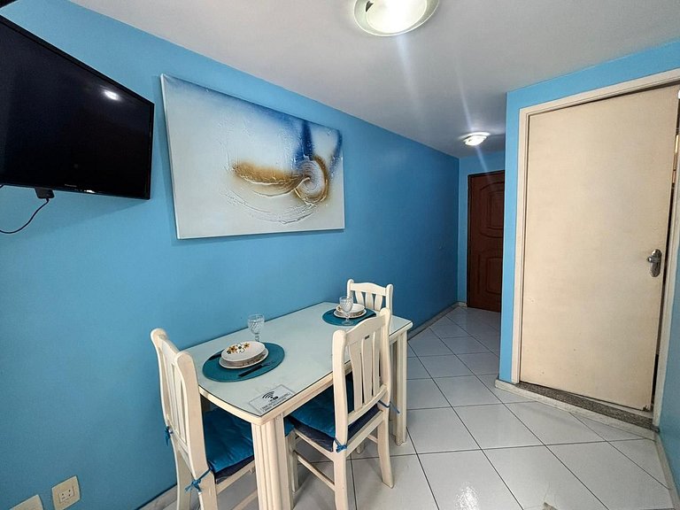 1Qt. a 2 min da praia de Copa com portaria 24h