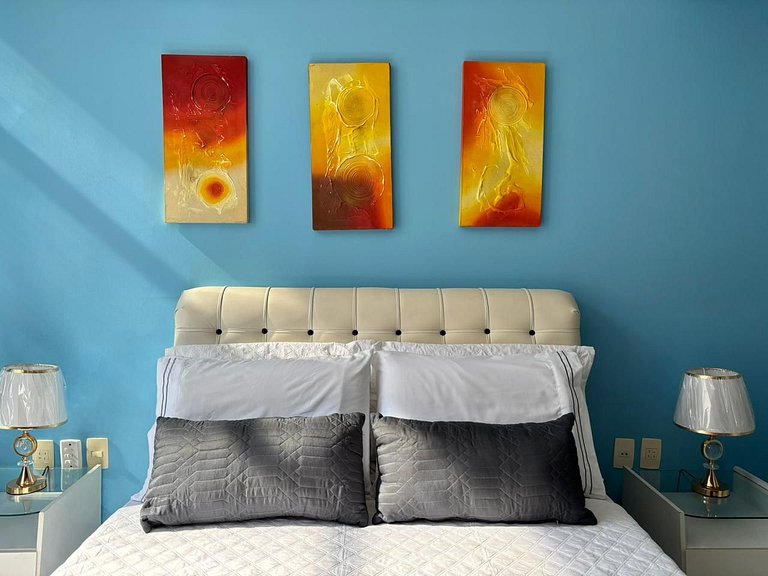 1Qt. a 2 min da praia de Copa com portaria 24h