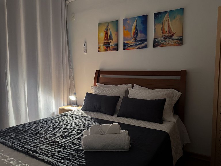 Apto. em Copa com portaria 24h a 3 min da praia